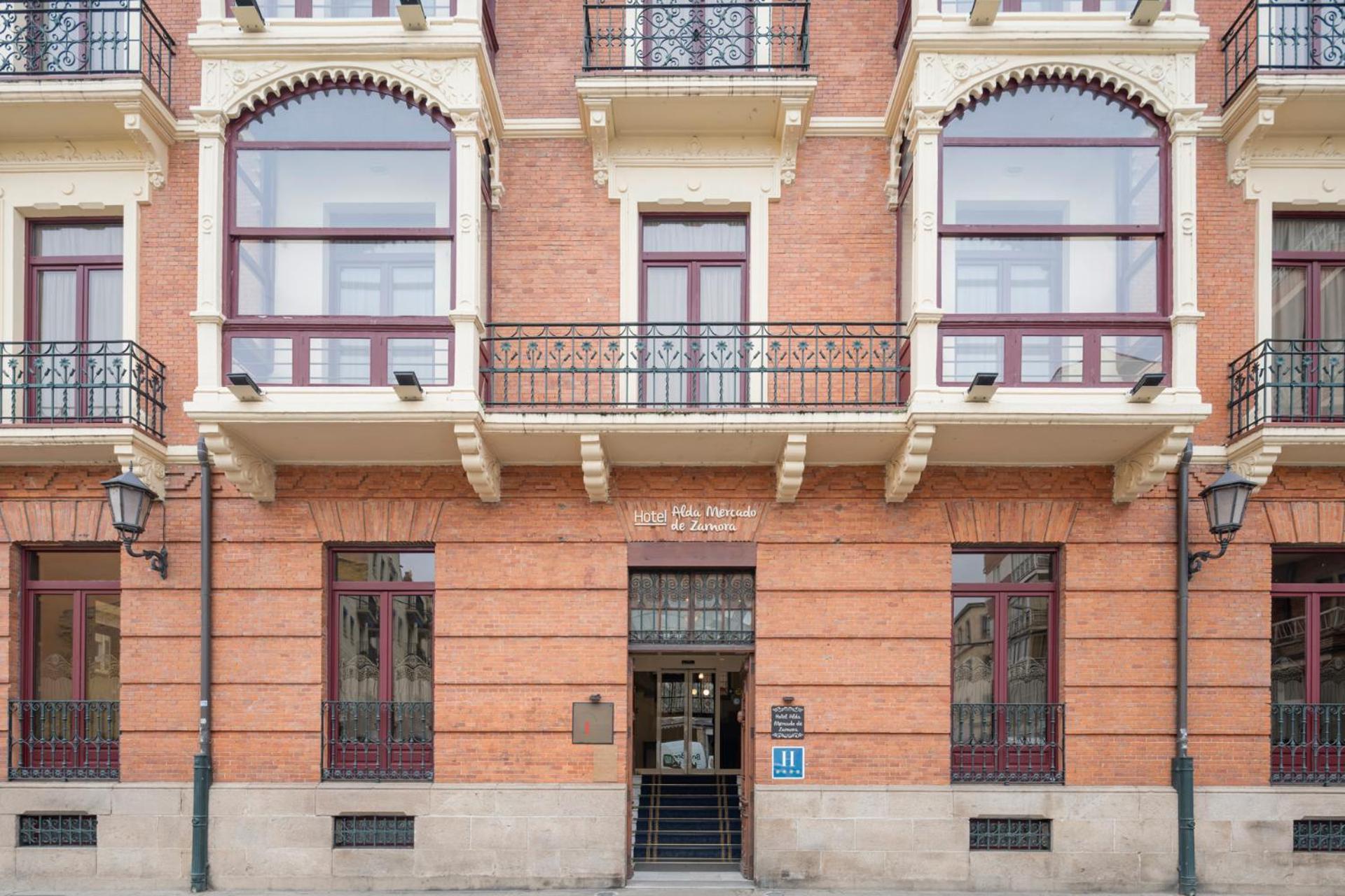 Hotel Alda Mercado De Zamora Exteriör bild